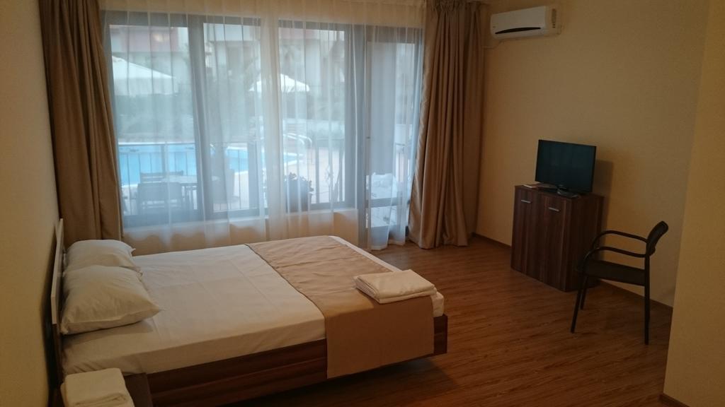 Aria Complex Aparthotel Sveti Vlas Buitenkant foto