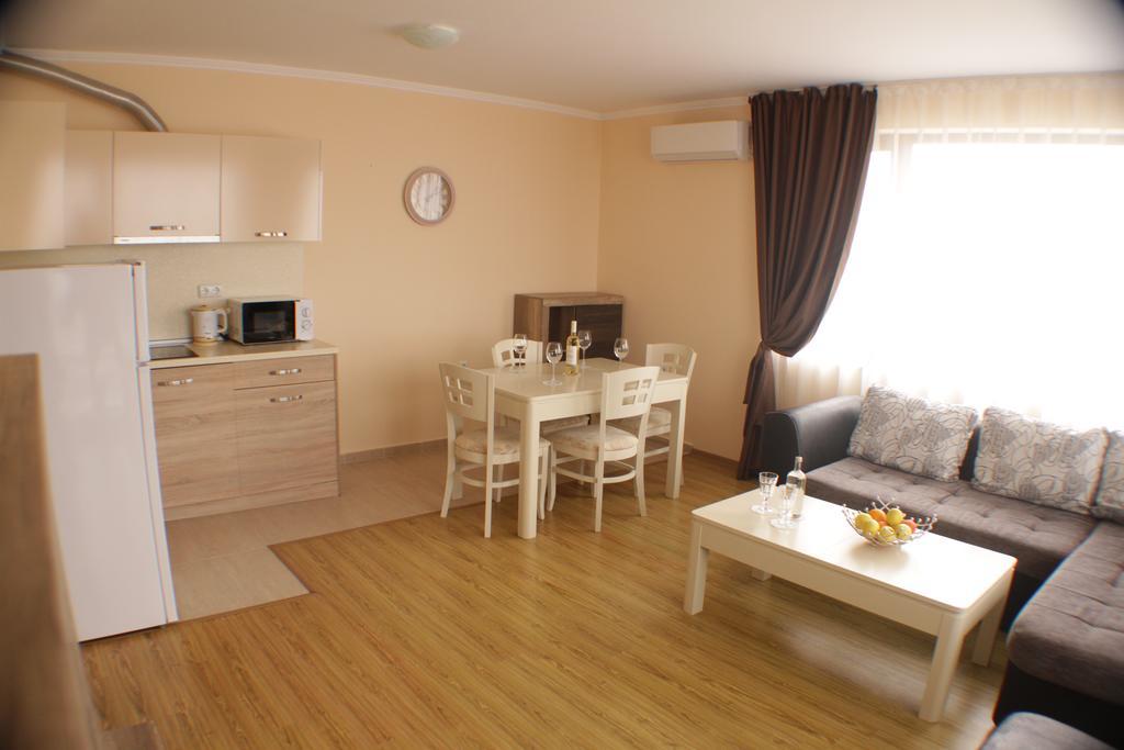 Aria Complex Aparthotel Sveti Vlas Buitenkant foto