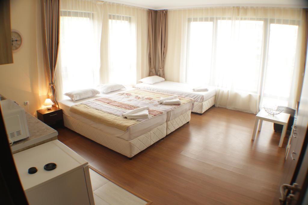 Aria Complex Aparthotel Sveti Vlas Buitenkant foto